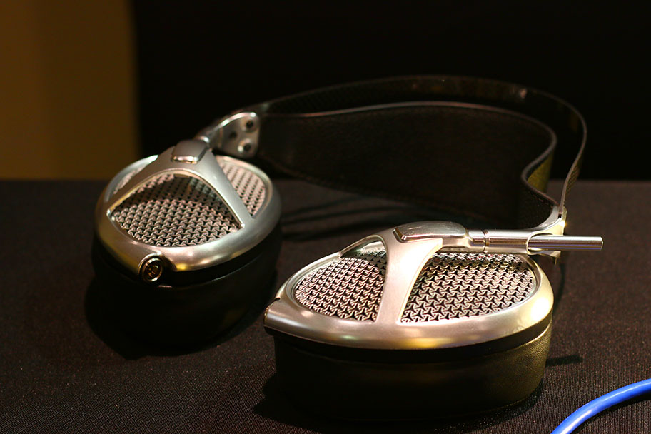 MEZE-Empyrean High End Headphones | The Master Switch
