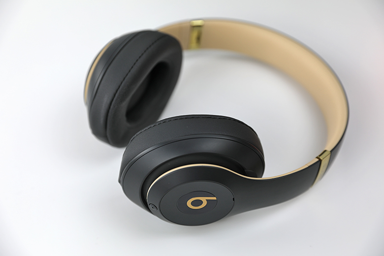 beats studio3 wireless headphones review