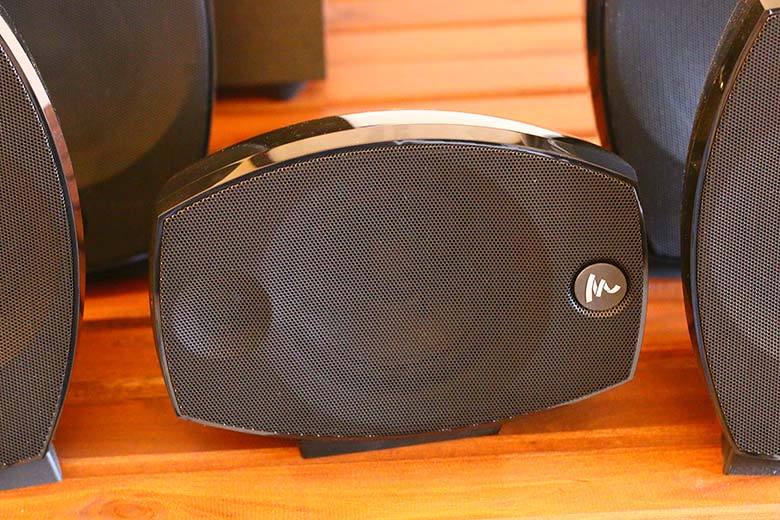 Portable 5.1 speaker store system