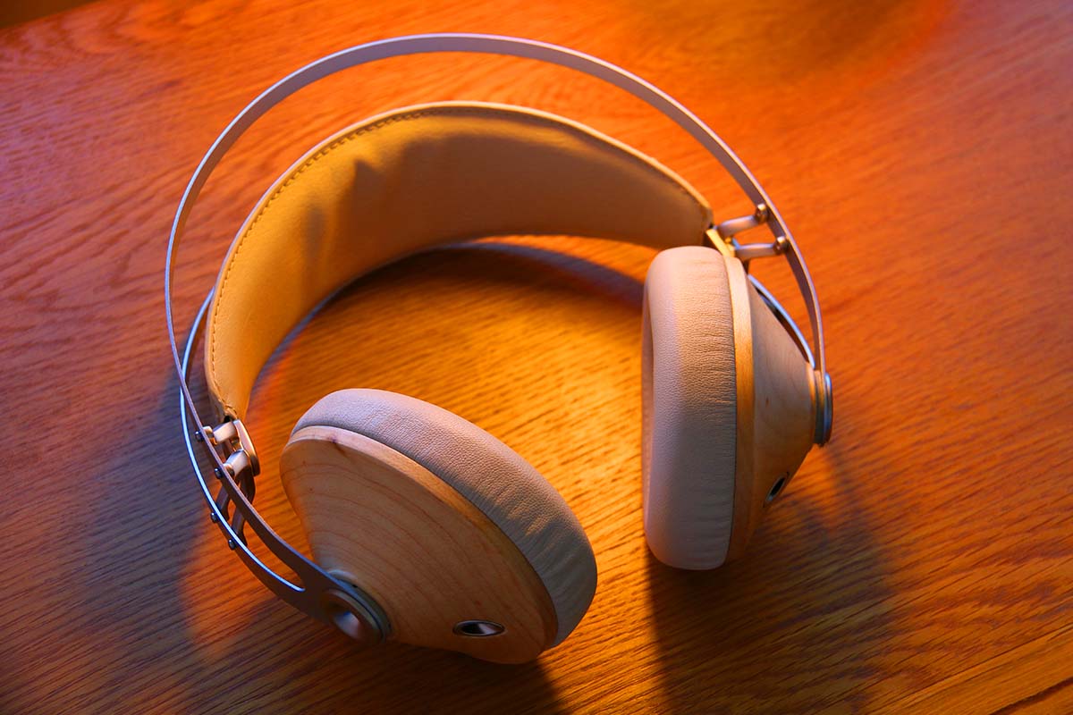 MEZE 99 Classics Headphone Review | The Master Switch