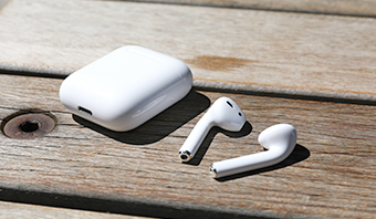 Review: Apple AirPods
